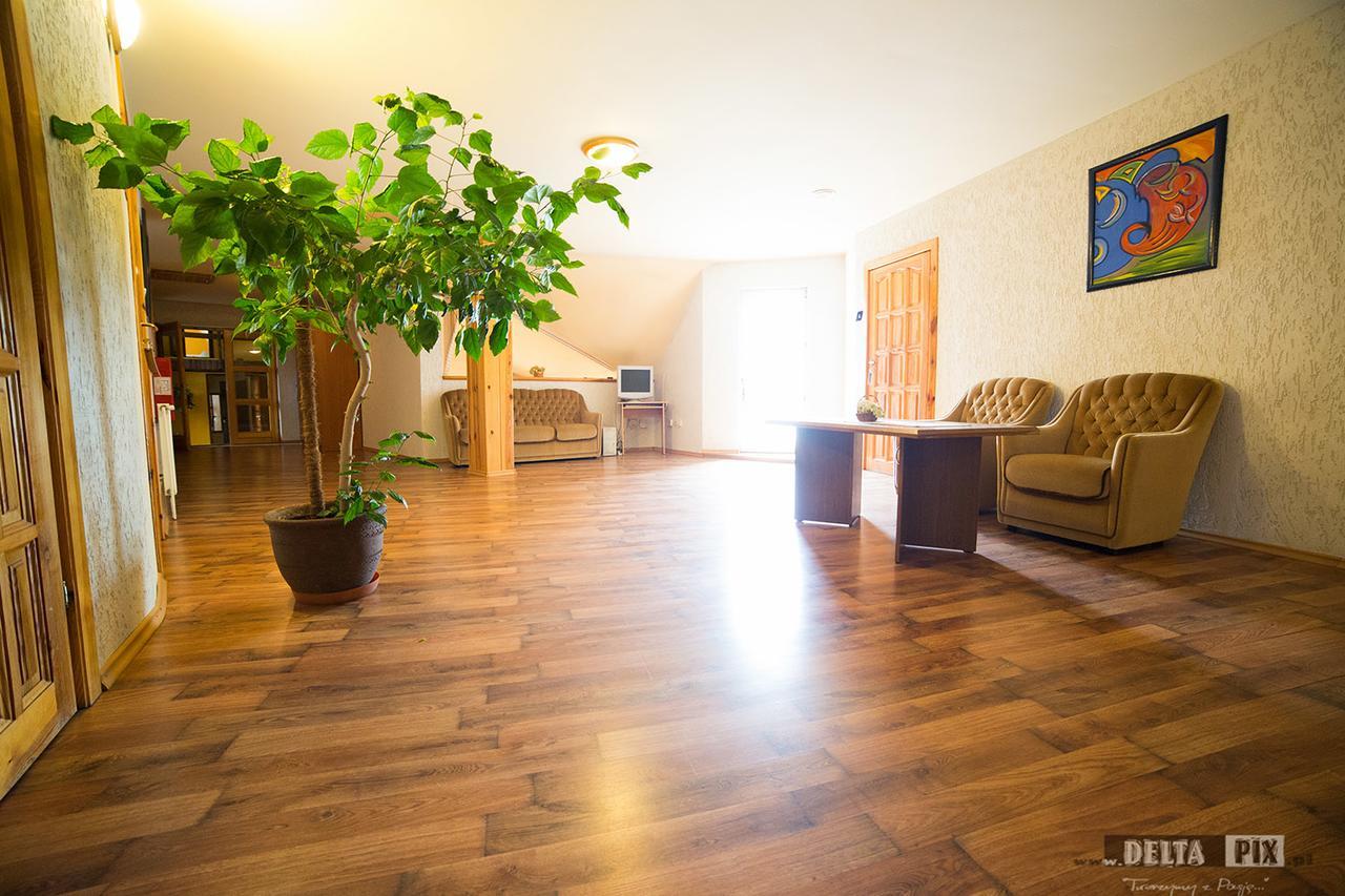Motel Eden Замосць Экстерьер фото