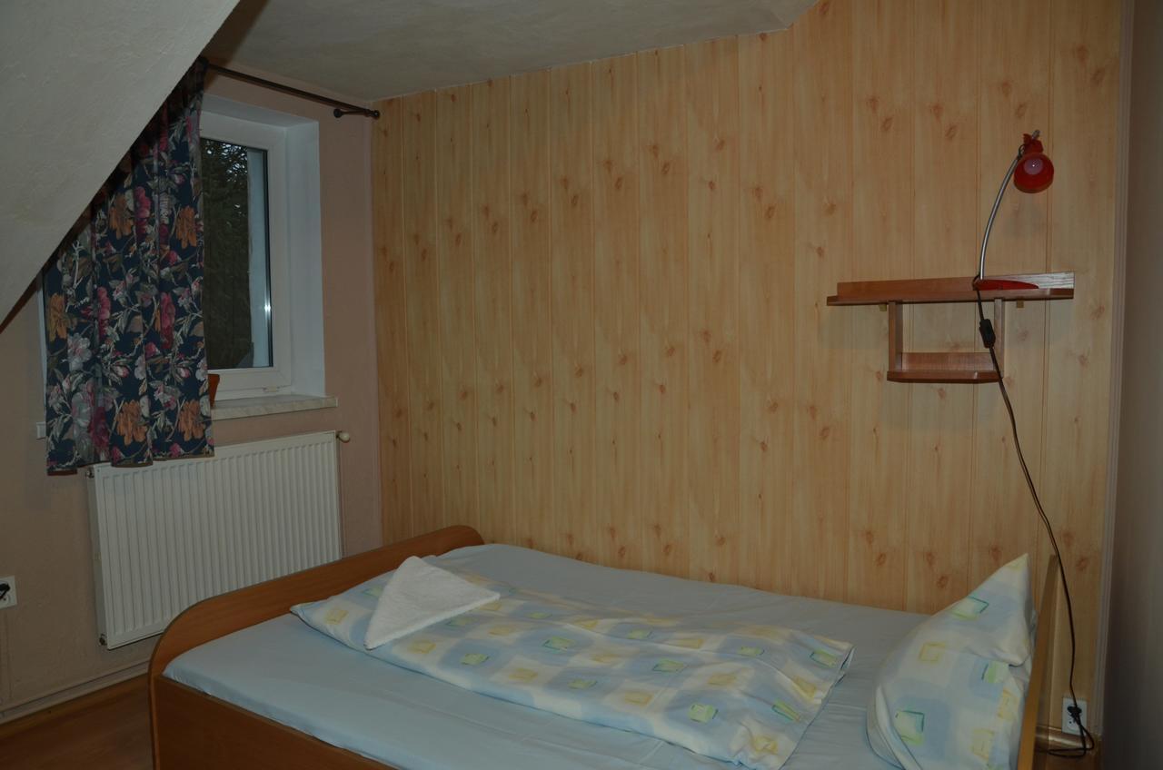 Motel Eden Замосць Экстерьер фото